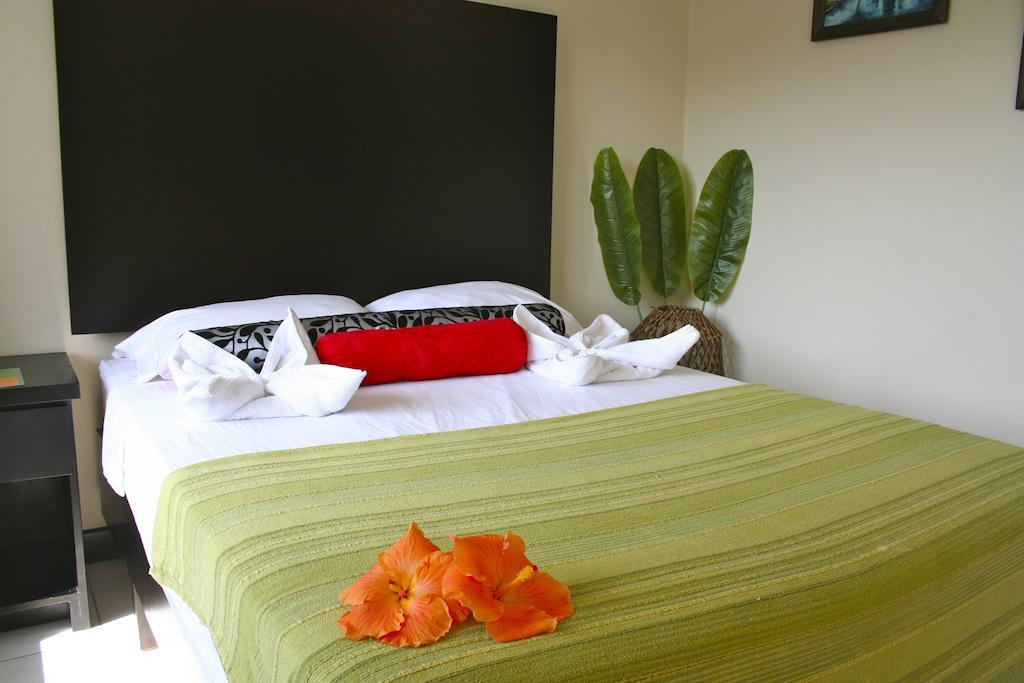 Tuanis Aparthotel Jaco Exterior photo
