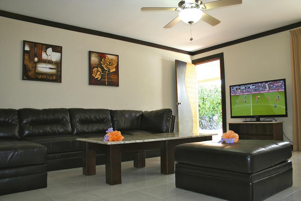 Tuanis Aparthotel Jaco Room photo
