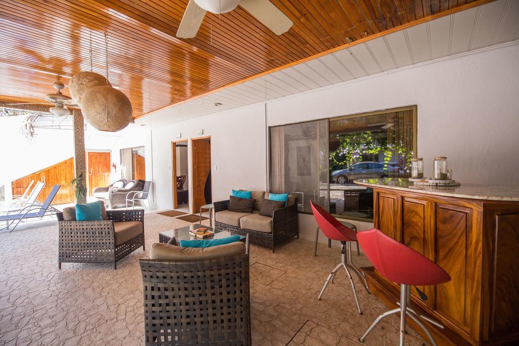 Tuanis Aparthotel Jaco Exterior photo