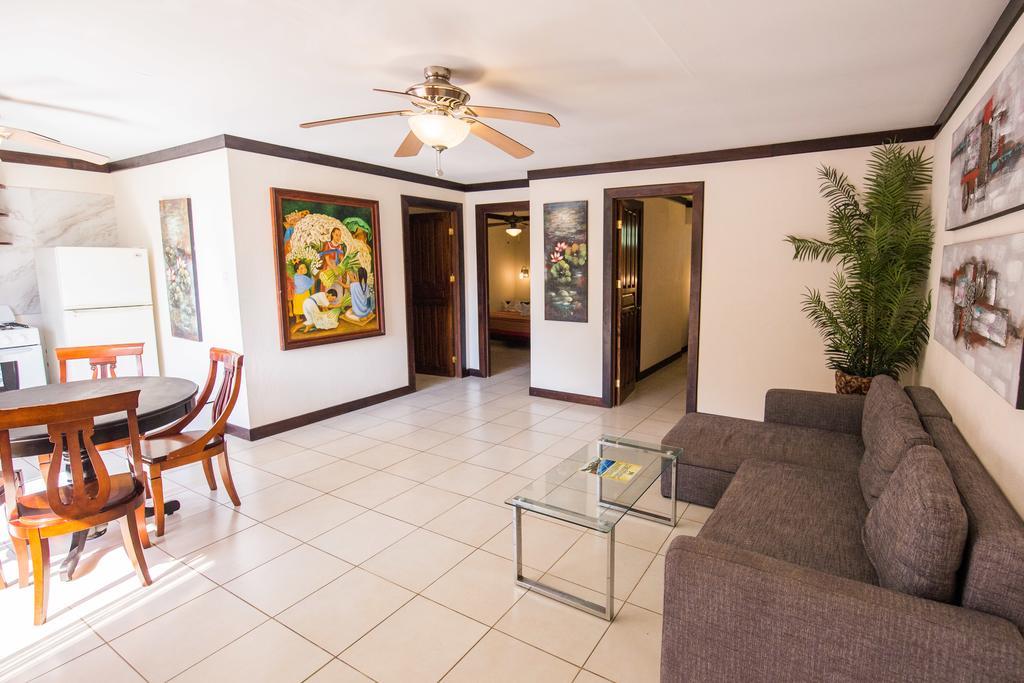 Tuanis Aparthotel Jaco Exterior photo