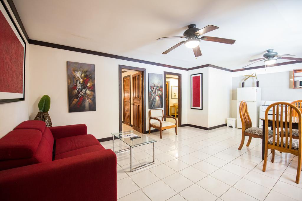 Tuanis Aparthotel Jaco Exterior photo